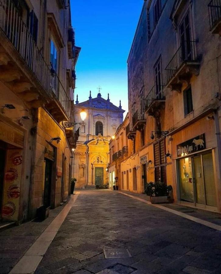 Dimore Di Lecce - La Corte Luaran gambar