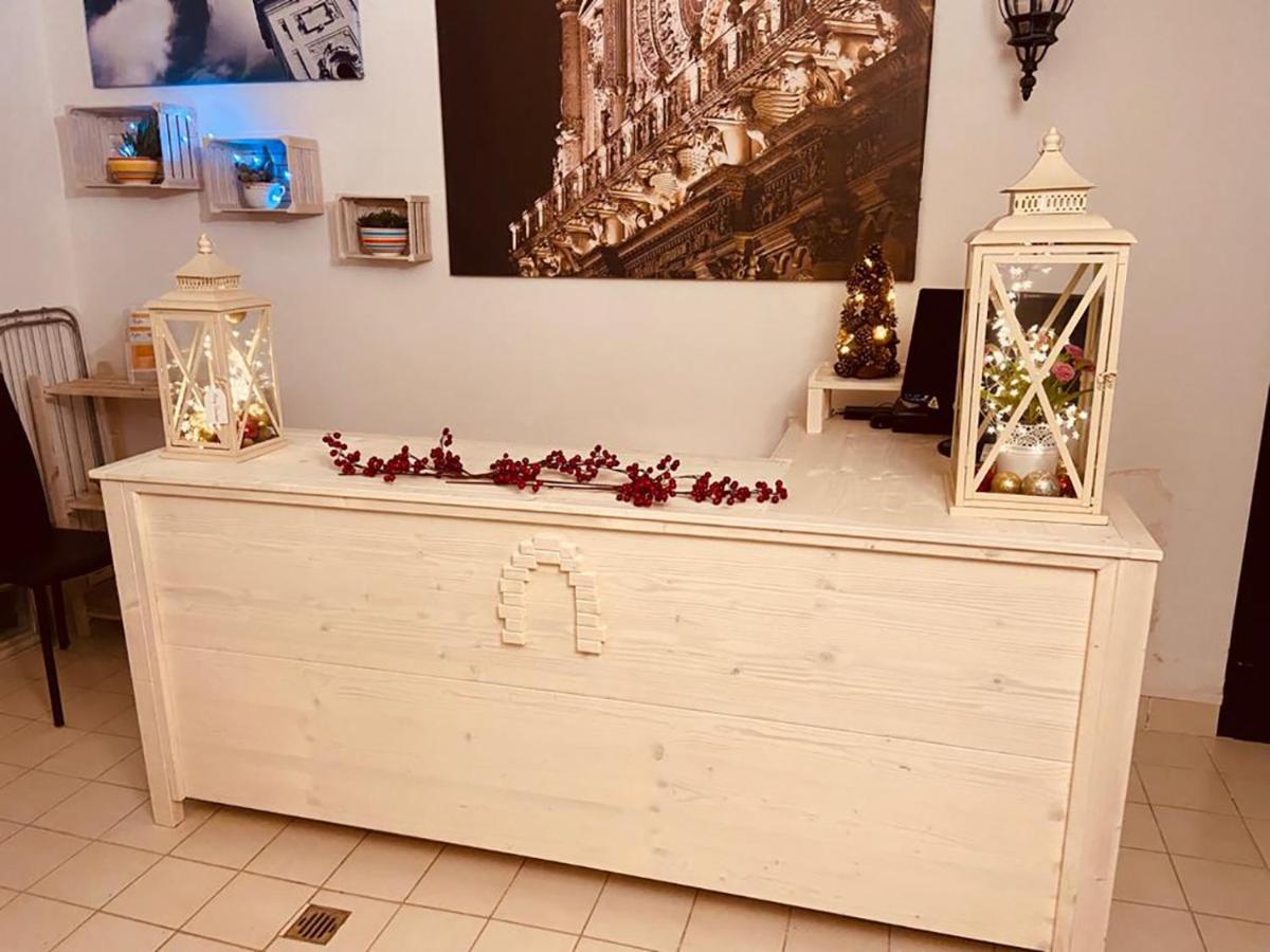Dimore Di Lecce - La Corte Luaran gambar